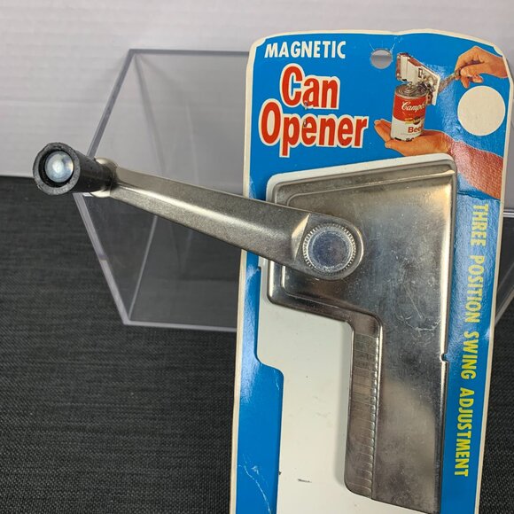 Vintage Magnetic Can Opener Three Position Swing Adjustment Made in Japan - Picture 2 of 6